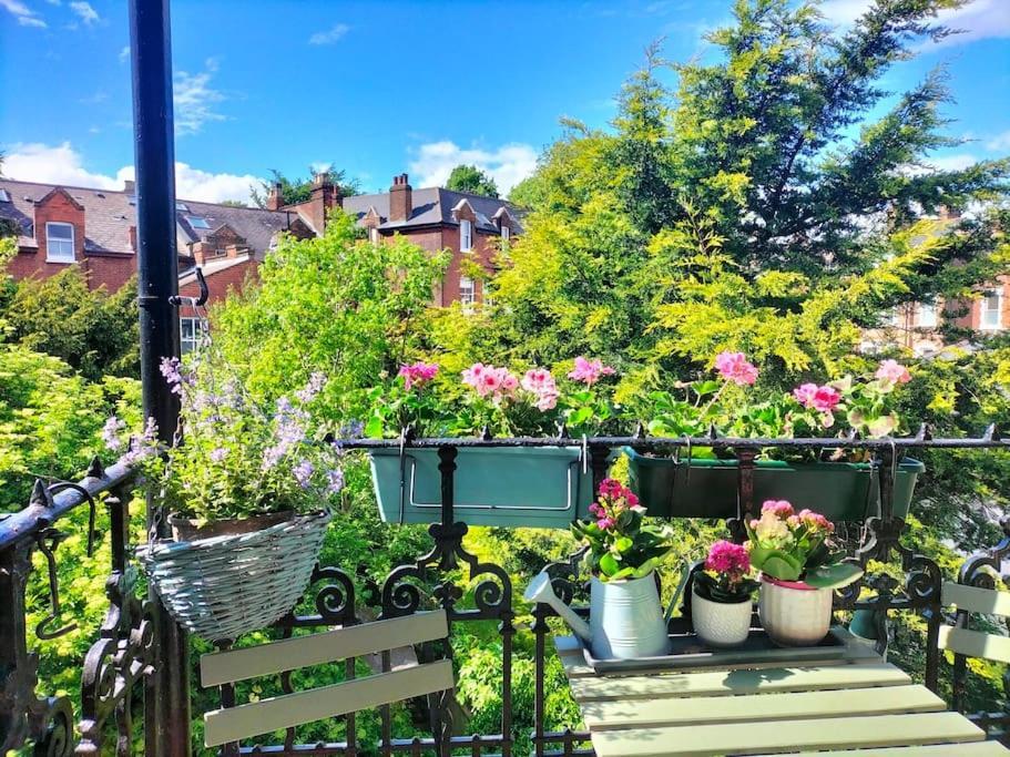 Charming London With Balcony公寓 外观 照片